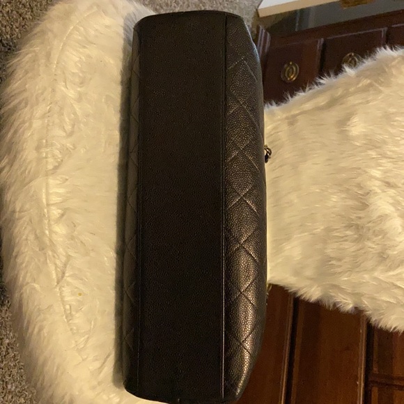 Vintage Chanel Tote - Picture 3 of 8